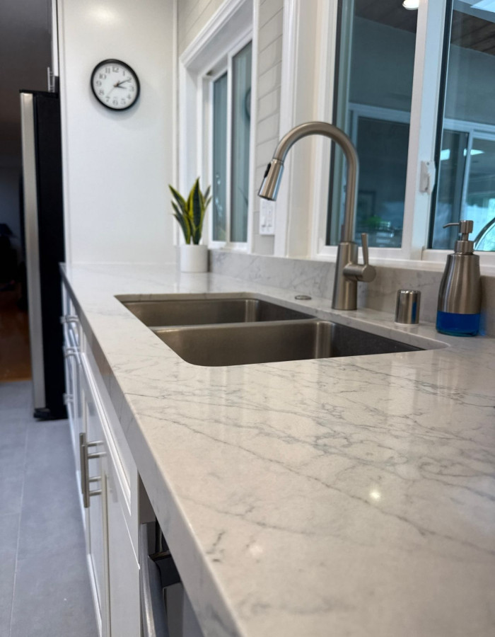 Loren Dr Kitchen 10