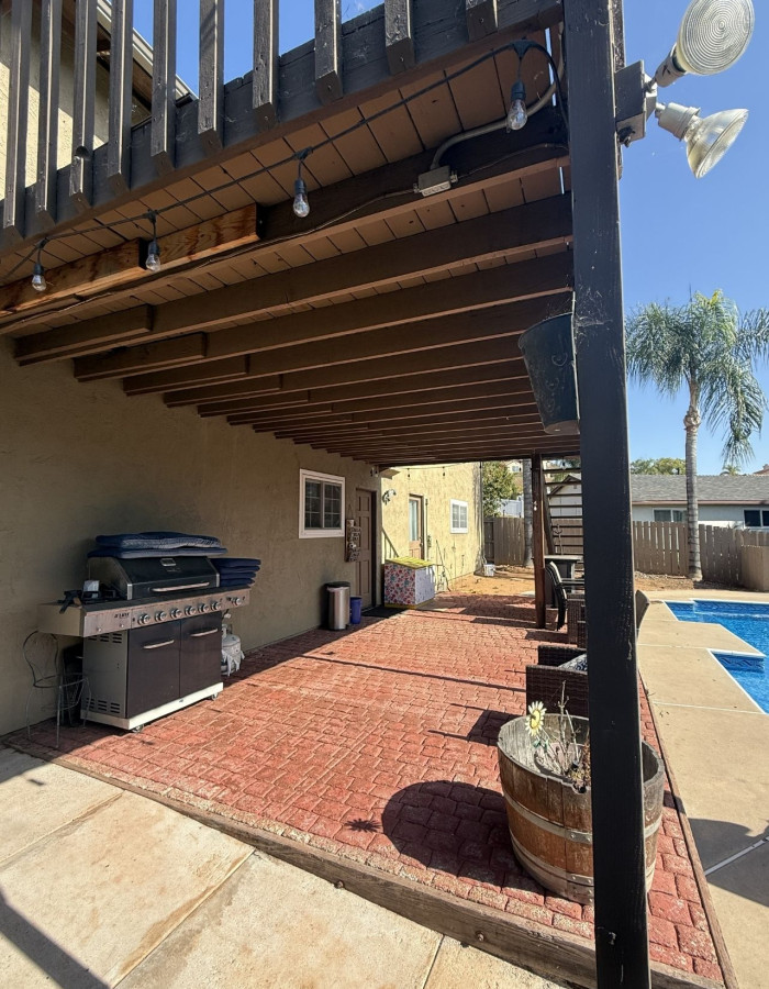 Pueblo Ave deck 21